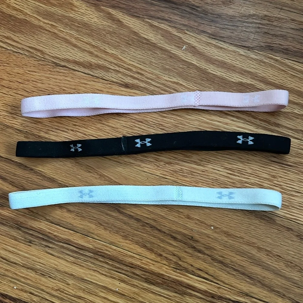 FREE WITH PURCHASE! Under Armour Girls Elastic Headbands